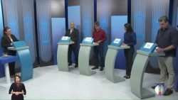 debate-da-inter-tv:-candidatos-a-prefeitura-de-campos-dos-goytacazes-debatem-saude,-educacao-e-criticam-ausencia-de-oponente