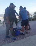 agente-e-agredida-ao-tentar-ajudar-turista-estrangeira-na-praia-do-forte-em-cabo-frio;-agressor-fugiu